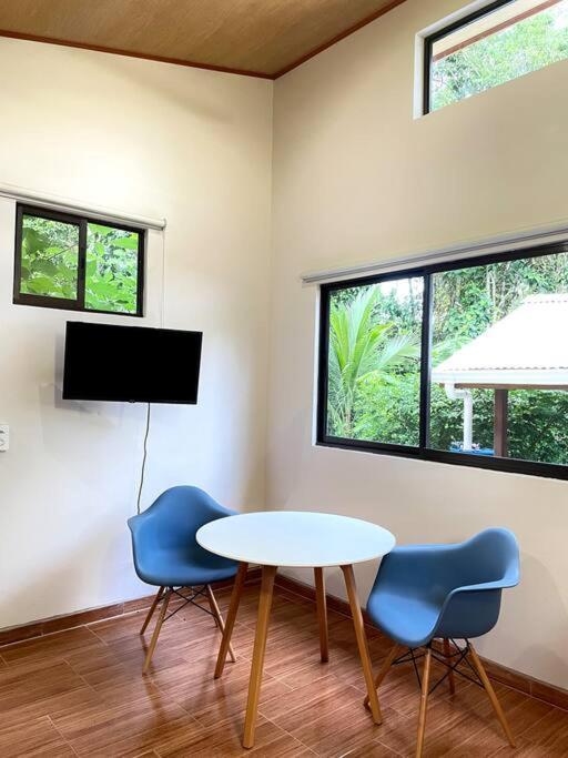 Casa Noil, Beautiful Eco House Near The Beach! Lejlighed Puerto Viejo de Talamanca Eksteriør billede