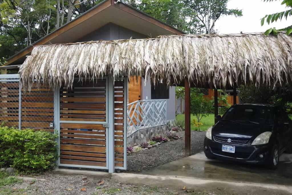 Casa Noil, Beautiful Eco House Near The Beach! Lejlighed Puerto Viejo de Talamanca Eksteriør billede